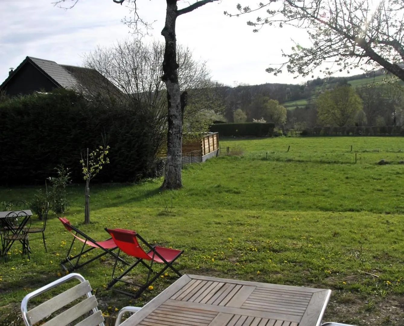 Chambre D'Hote Dans Roulotte Amenagee Tout Confort Kitchenette Sdb La Fee Favie Villy-le-Bouveret